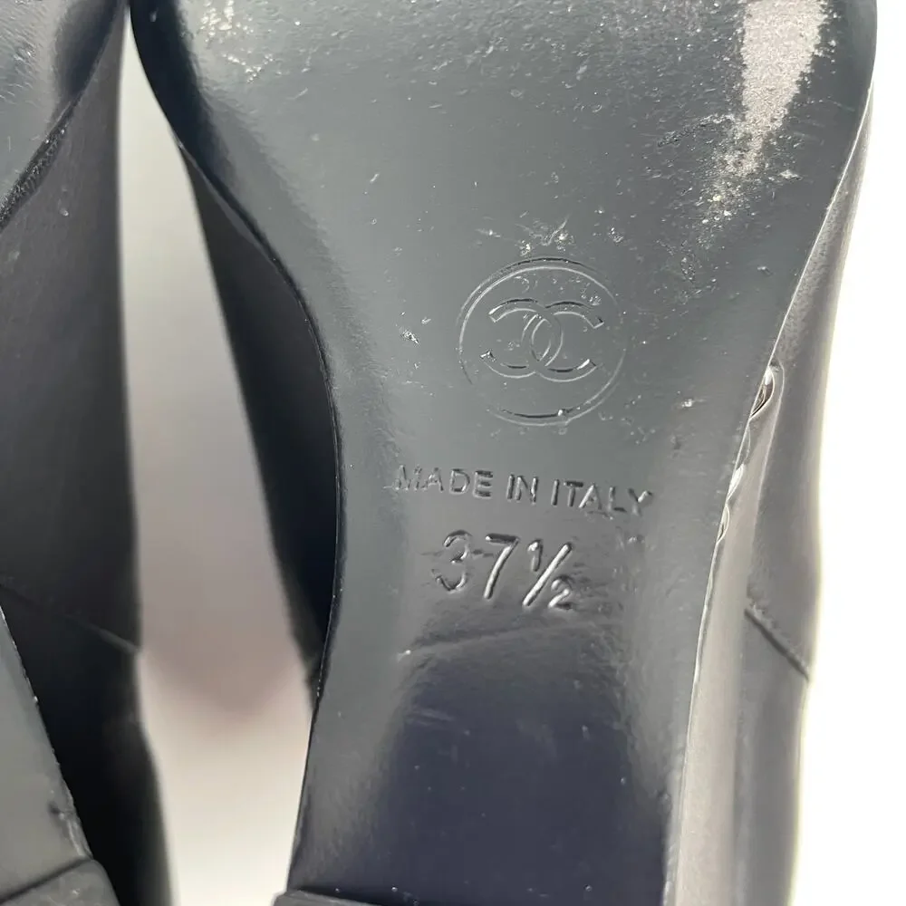 Chanel Wedge Booties Black Leather CC Logo Chain Pointed Ankle‎ Sz 37.5 / 7.5